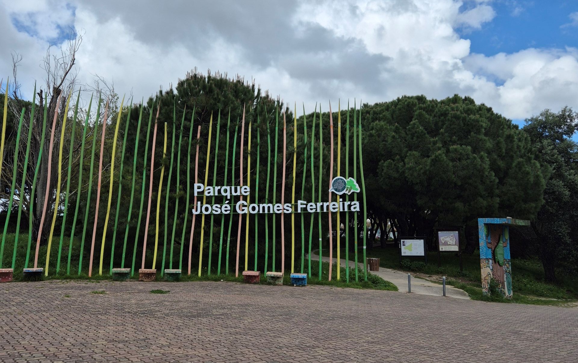 Cool Noons Paths in Lisbon: Alvalade Green Corridor